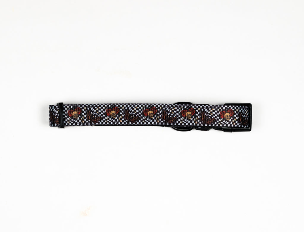 Death Moth Venom Collar